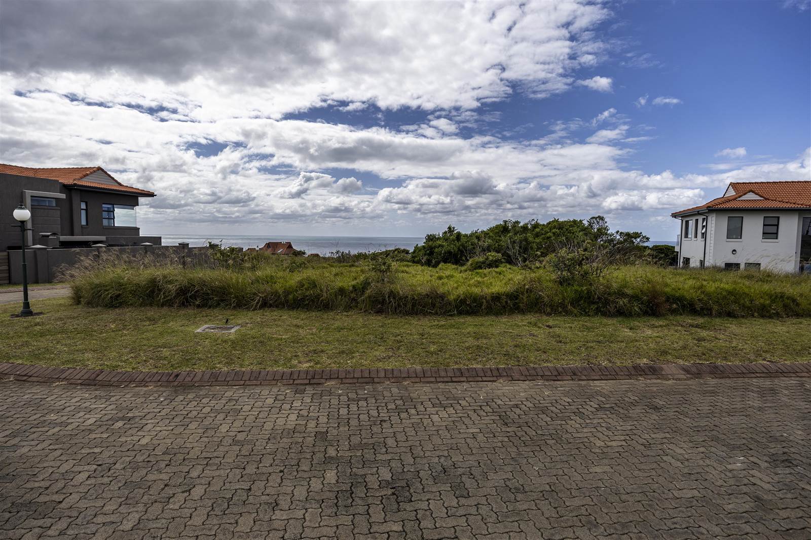 1000 m² Land available in Khamanga Bay photo number 3