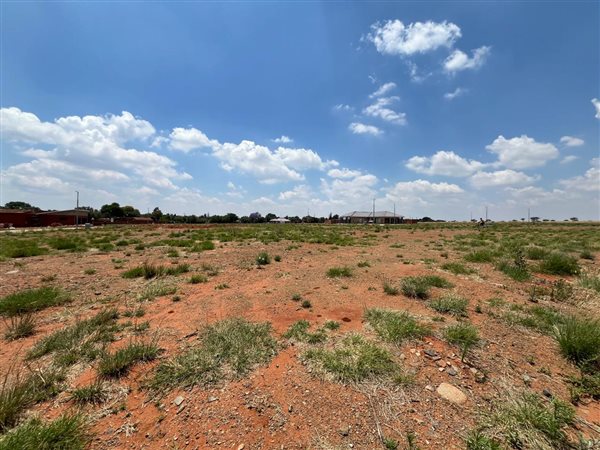 533 m² Land