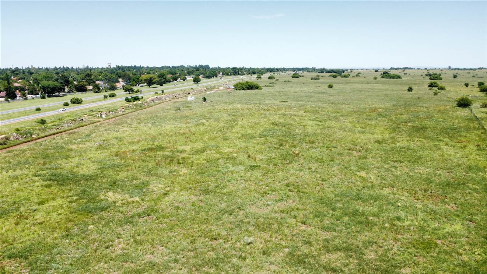 14.2 ha Land available in Stilfontein photo number 6