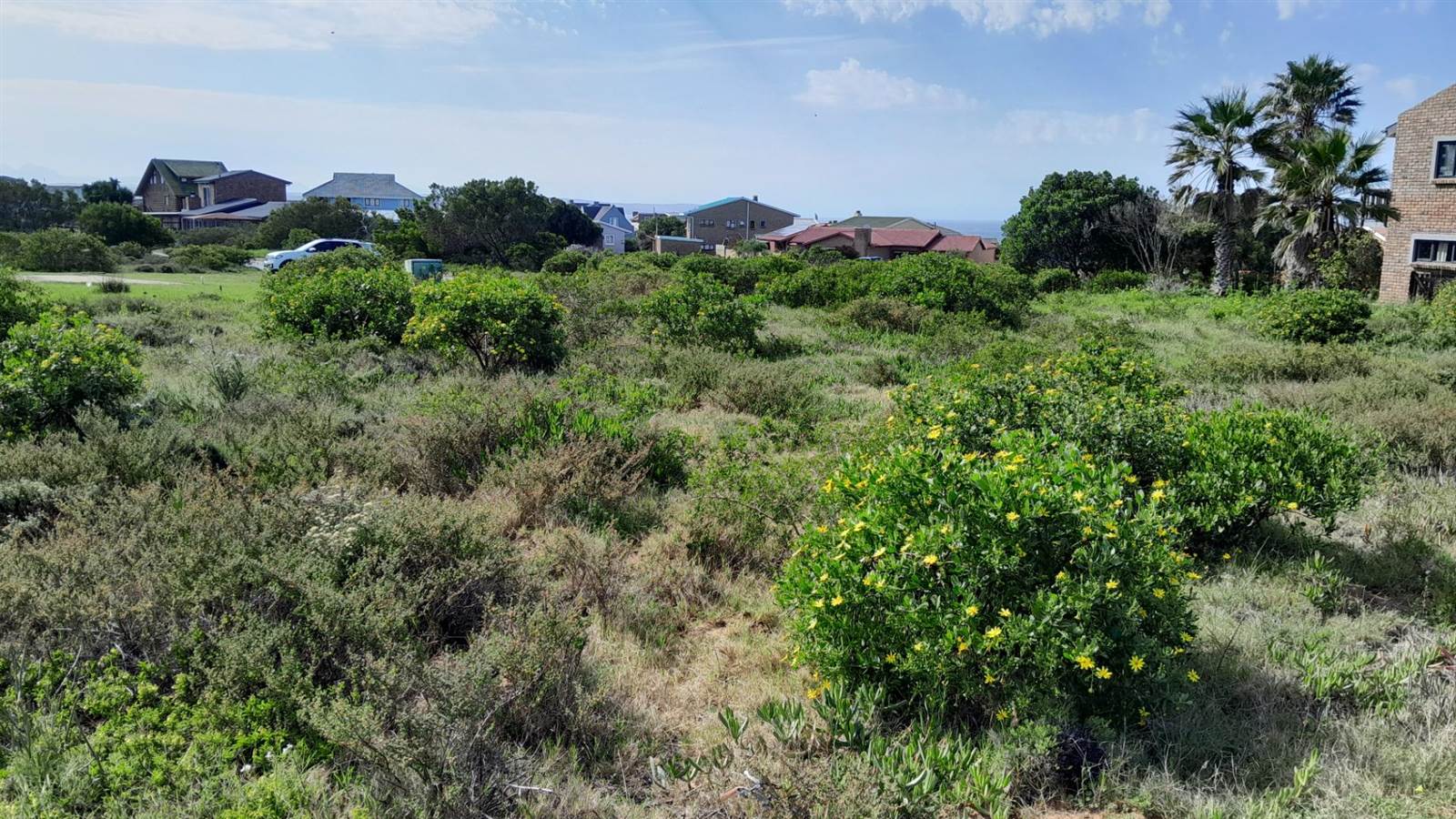 610 m² Land available in Boggomsbaai photo number 1