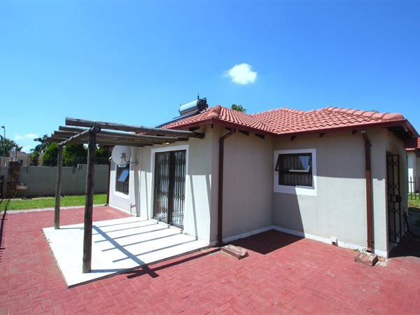 3 Bed House in Heatherview