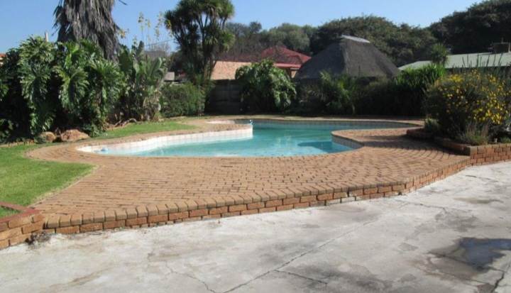 3 Bed House in Brenthurst photo number 8