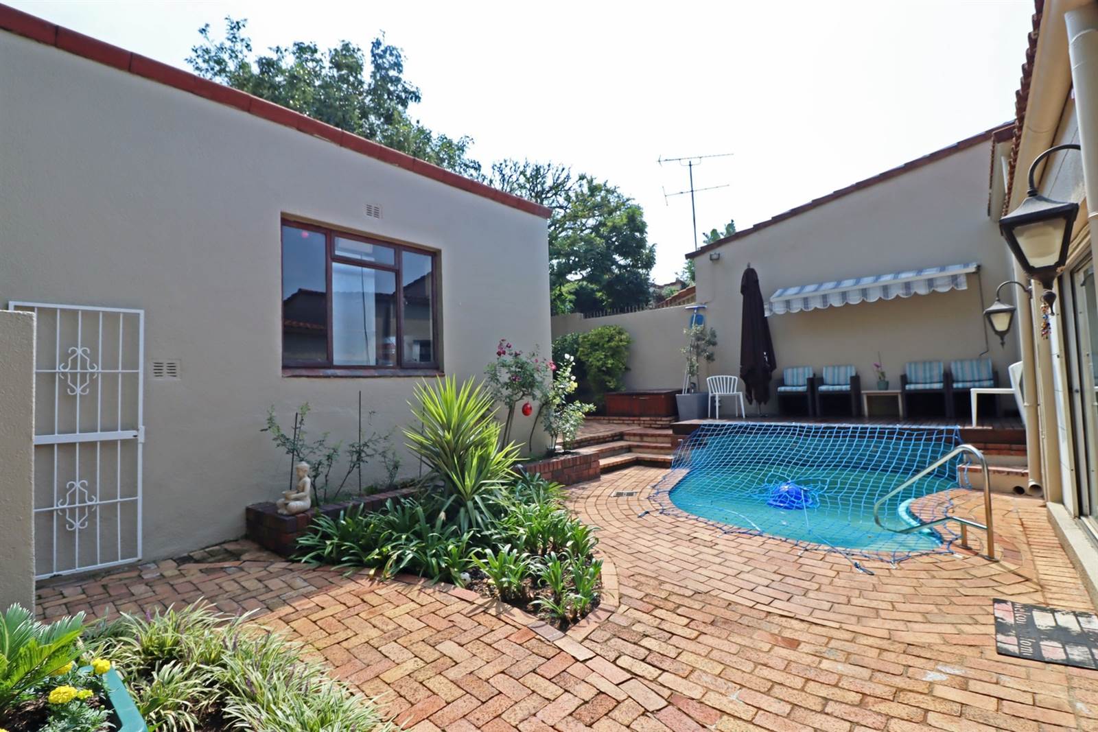 2 Bed House in Bryanston photo number 16