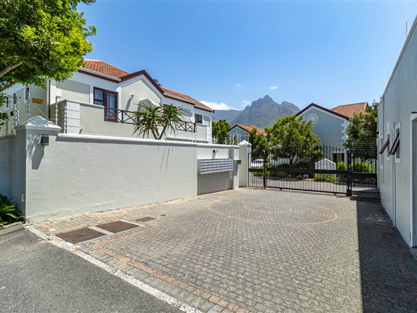 3 Bed Townhouse