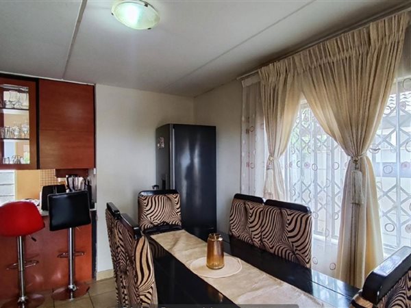 3 Bedroom House 3 Bedroom House