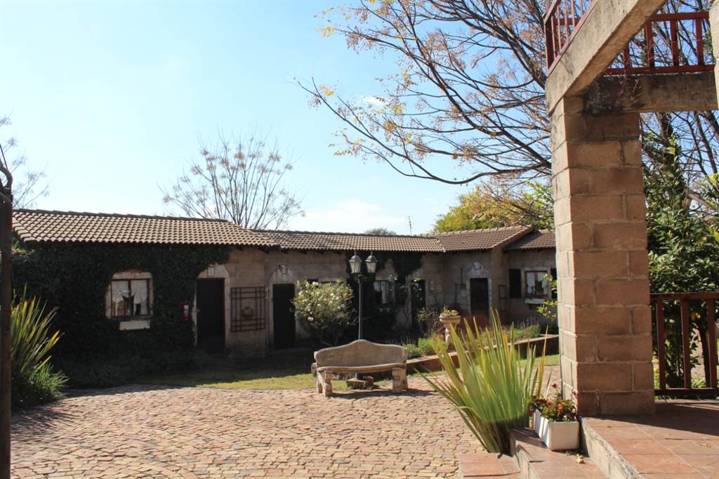 450  m² Commercial space in Highveld Park photo number 20
