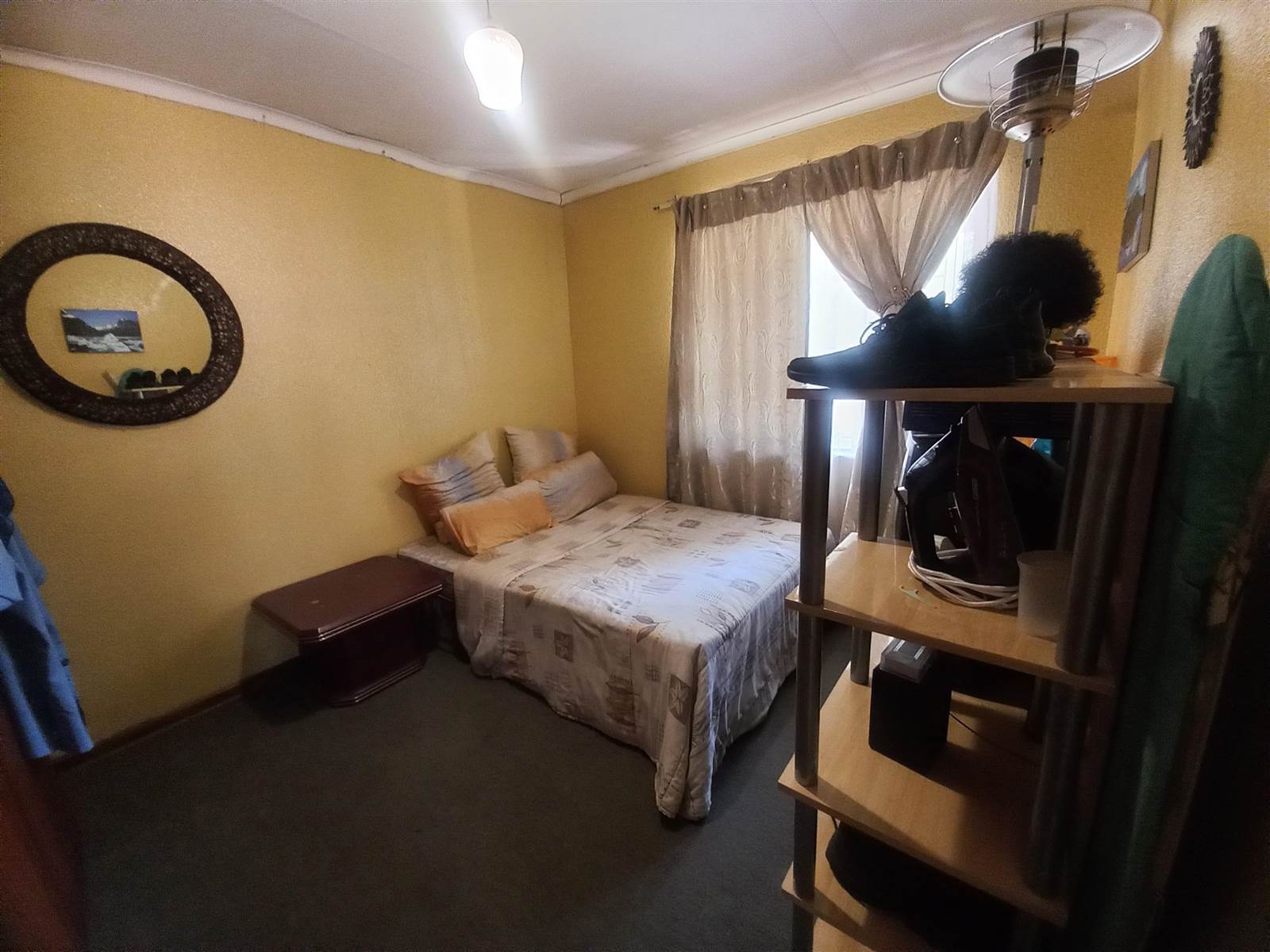 2 Bed Townhouse in Witbank Central photo number 8