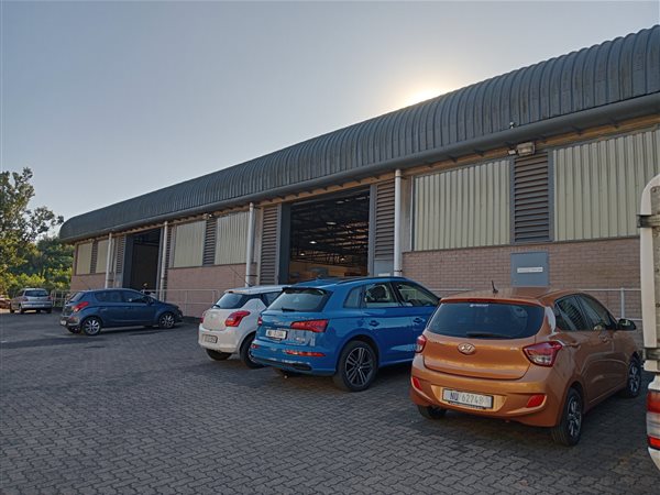 1 277  m² Industrial space