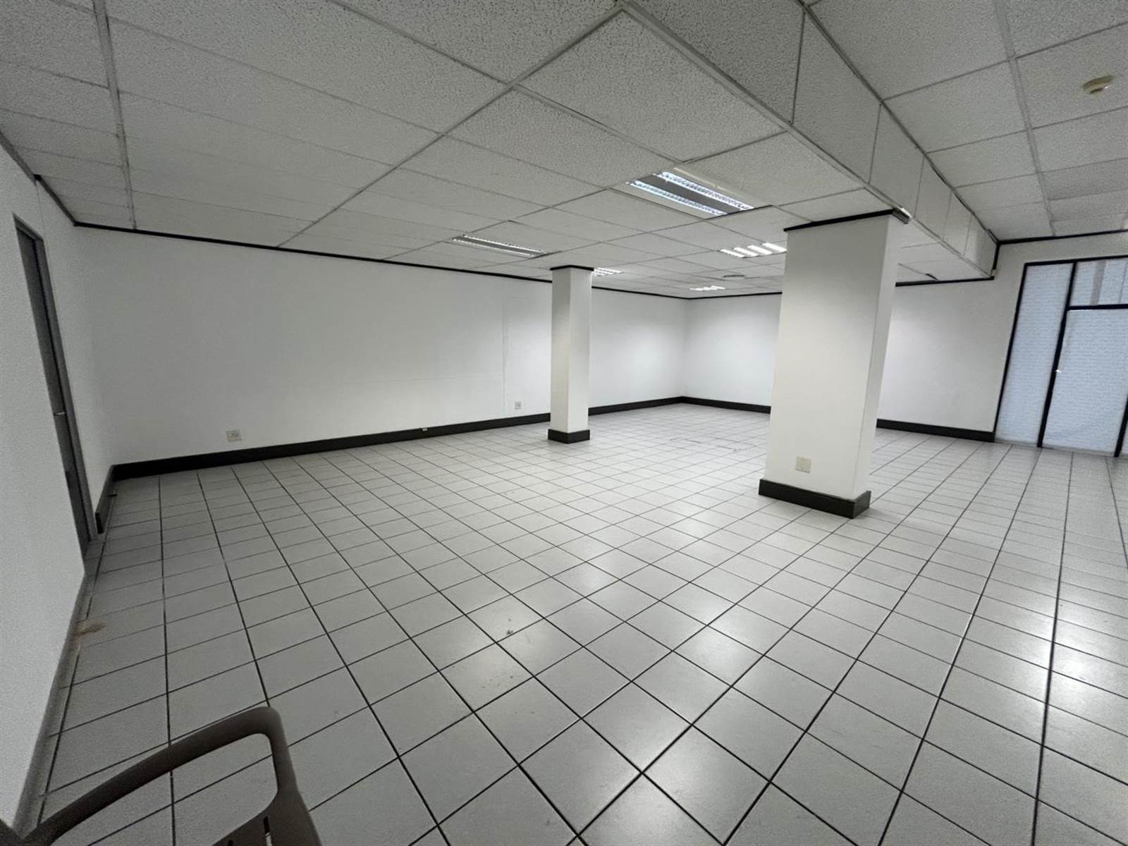 411  m² Commercial space in Claremont photo number 9