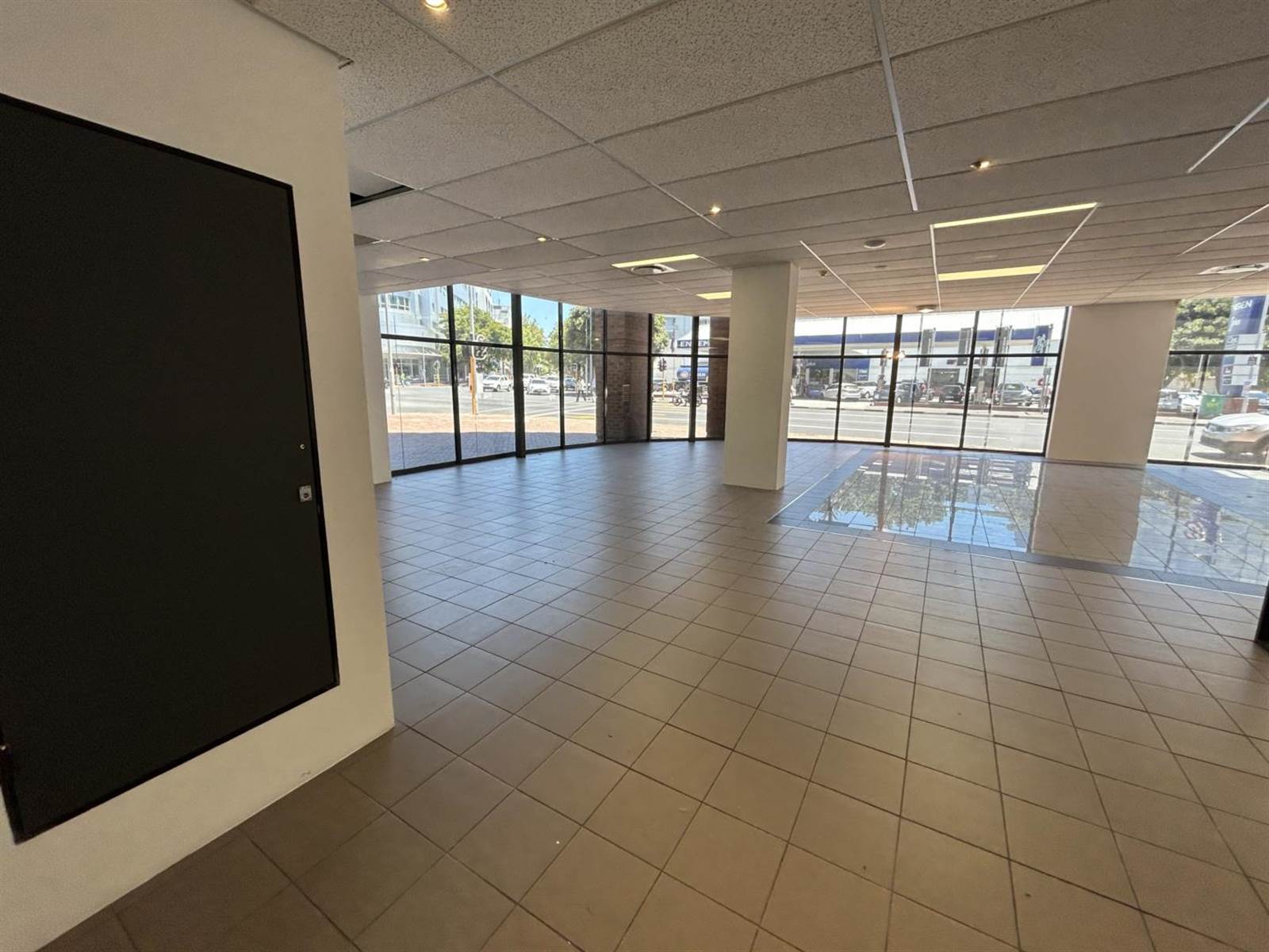 411  m² Commercial space in Claremont photo number 3