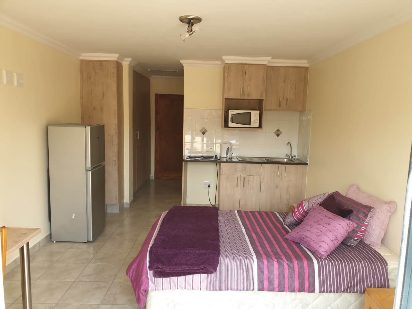 Studio Apartment in Rietfontein photo number 13