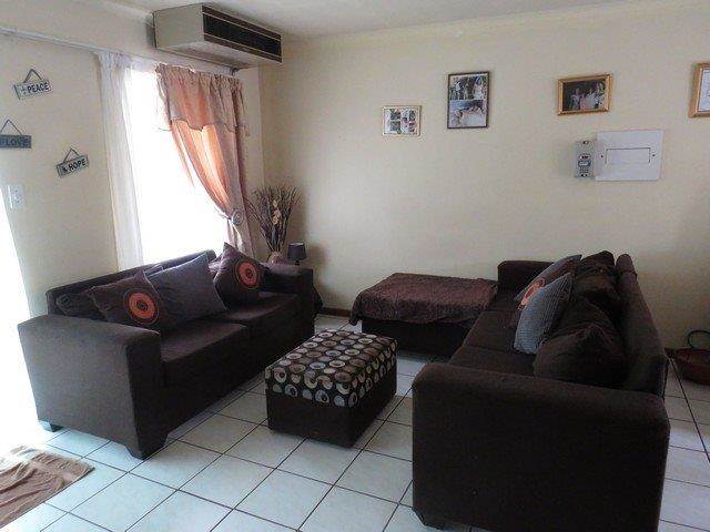 2 Bed Simplex in Highveld photo number 7