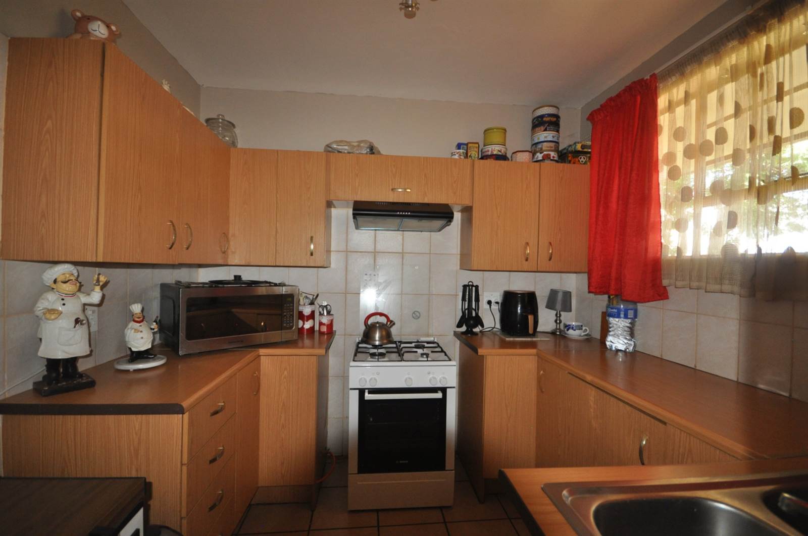 2 Bed Apartment in Greenhills photo number 4