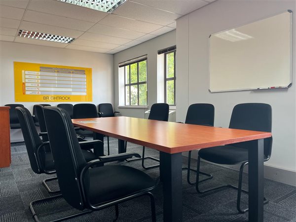 125 m² Office Space 125 m² Office Space