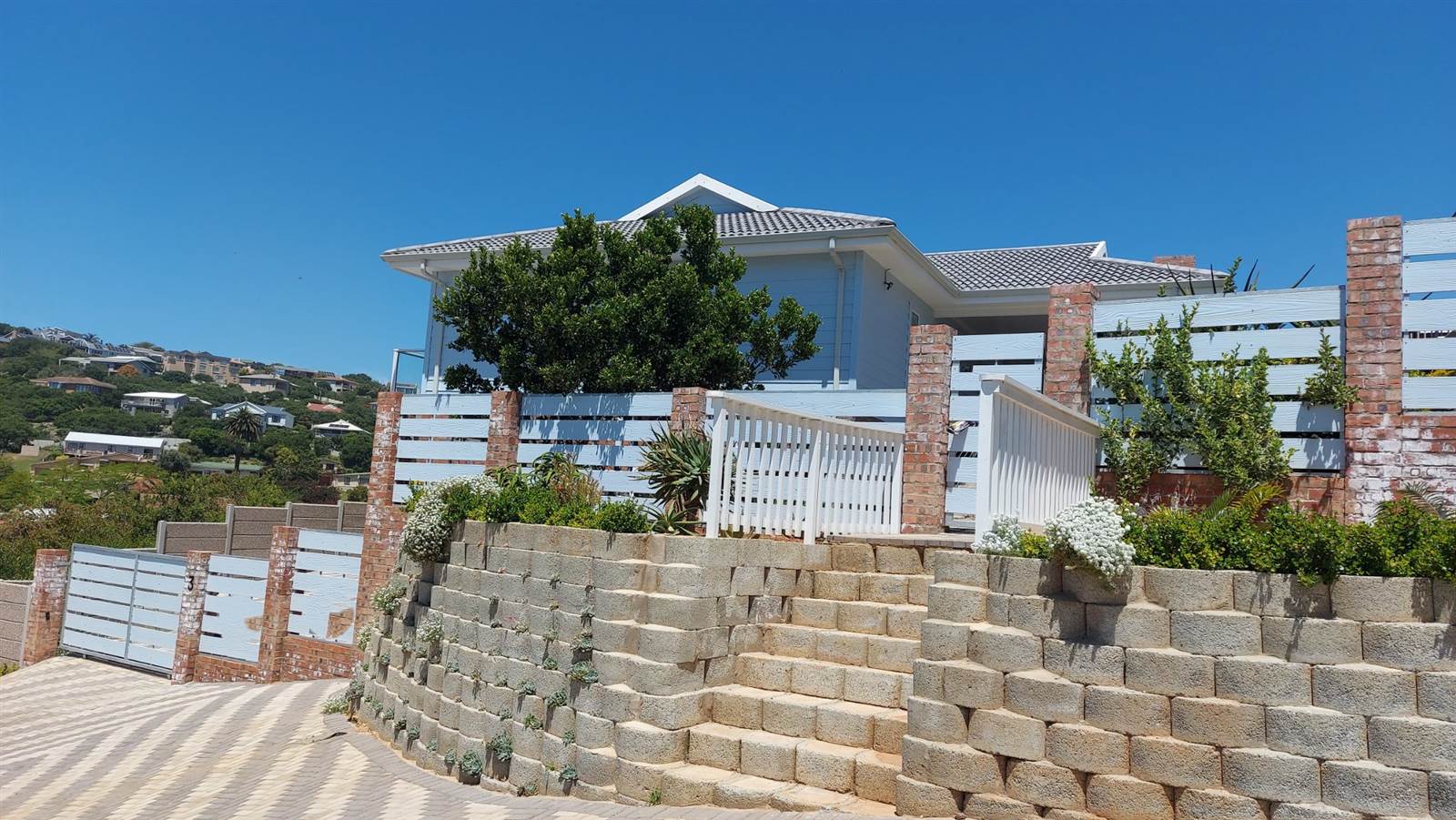 5 Bed House in Great Brak River photo number 1