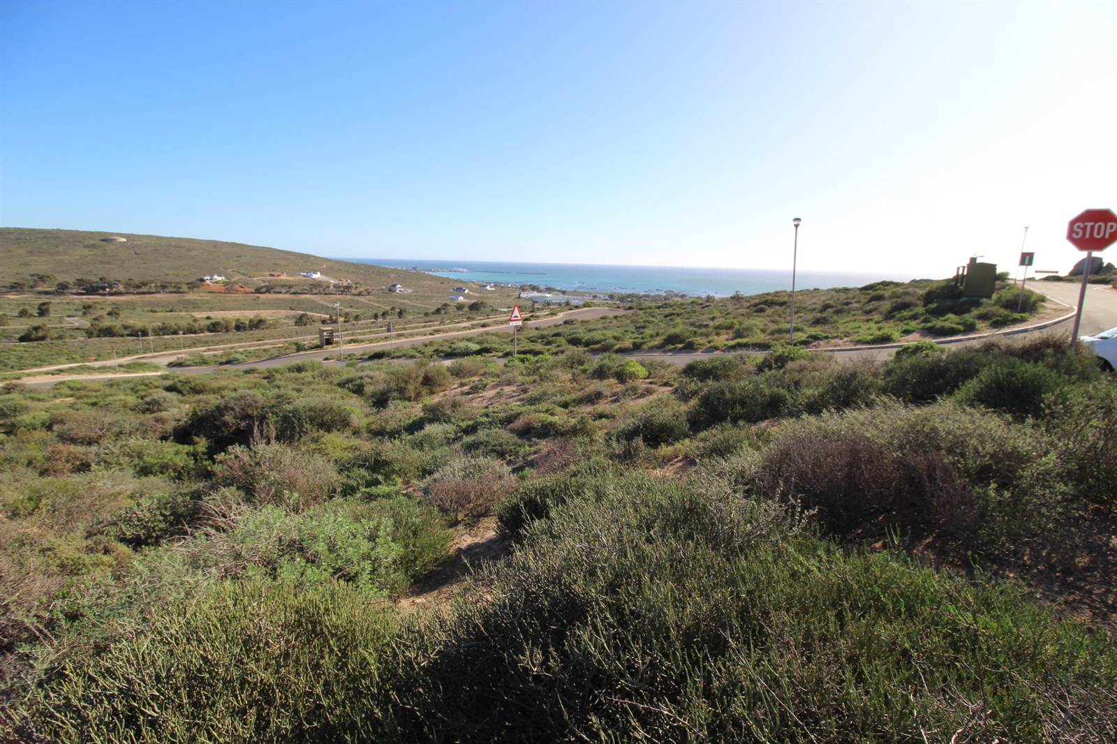 307 m² Land available in St Helena Bay photo number 4