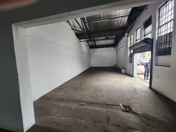 2 322 m² Commercial space 2 322 m² Commercial space