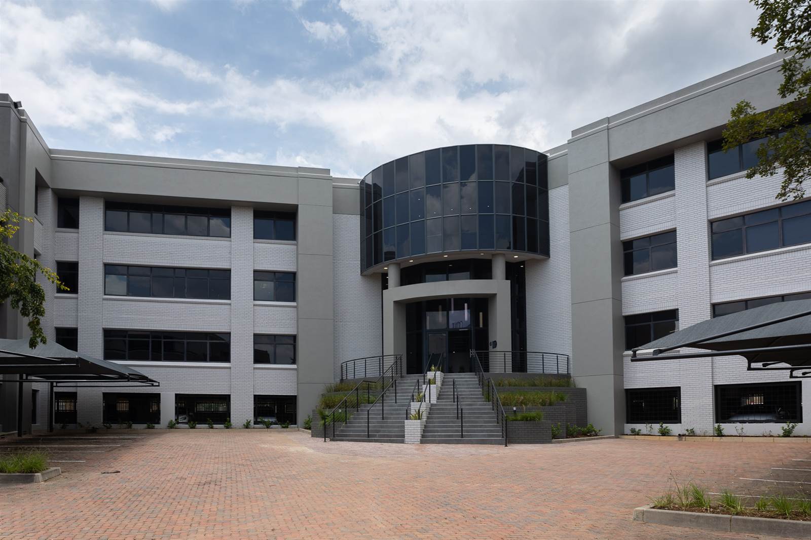 203  m² Commercial space in Sunninghill photo number 3