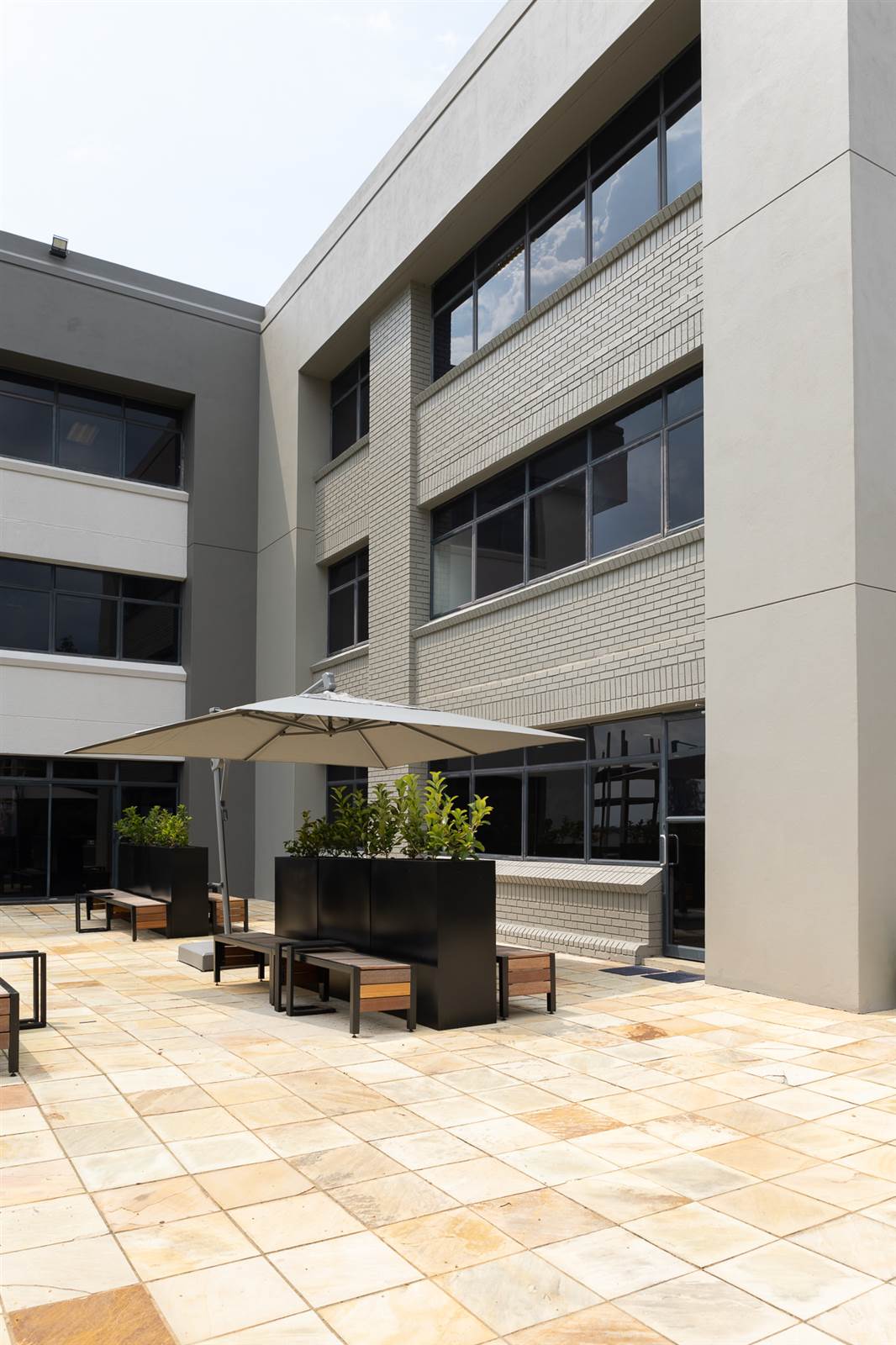 203  m² Commercial space in Sunninghill photo number 18