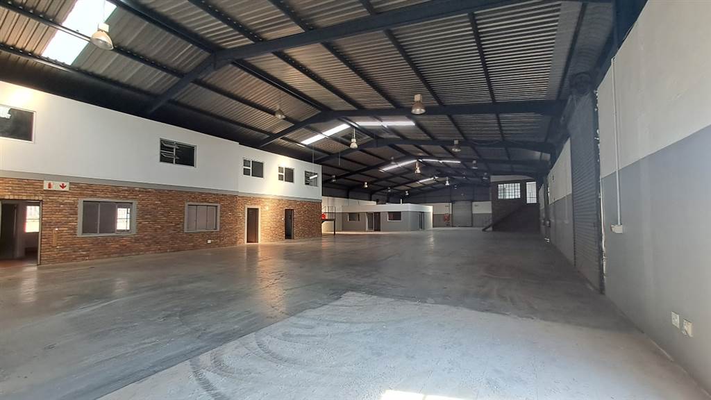 1108  m² Industrial space in Silverton photo number 4
