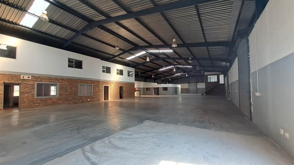1108  m² Industrial space in Silverton photo number 3