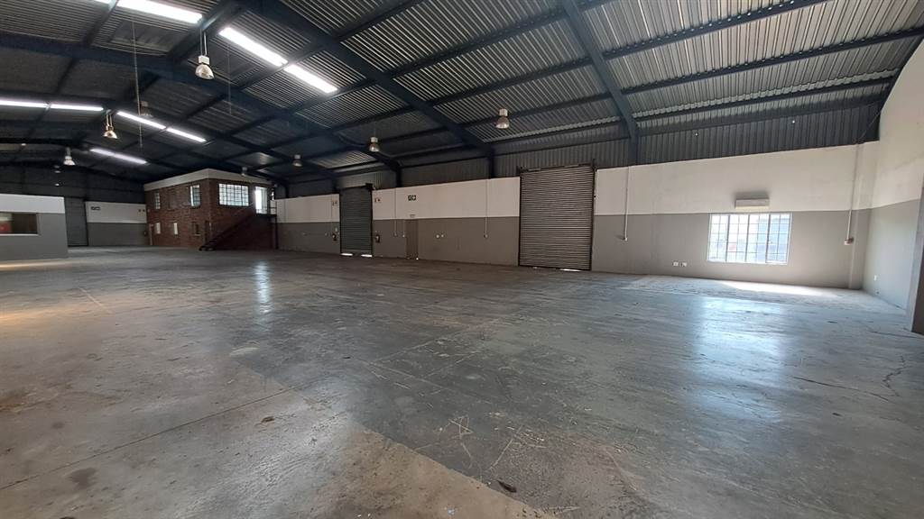 1108  m² Industrial space in Silverton photo number 5