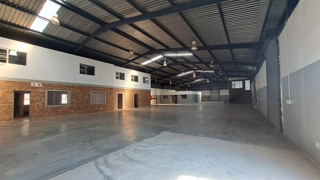 1108  m² Industrial space in Silverton photo number 2