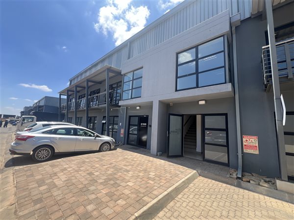 450  m² Industrial space