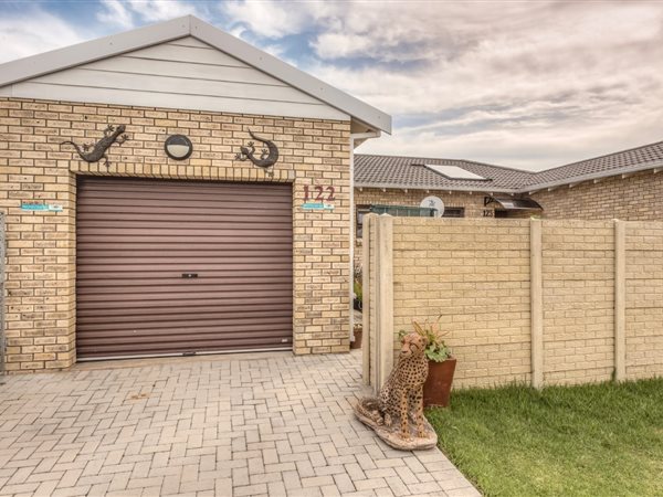 3 Bed Townhouse in Sherwood and surrounds