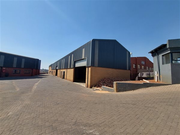 187  m² Industrial space