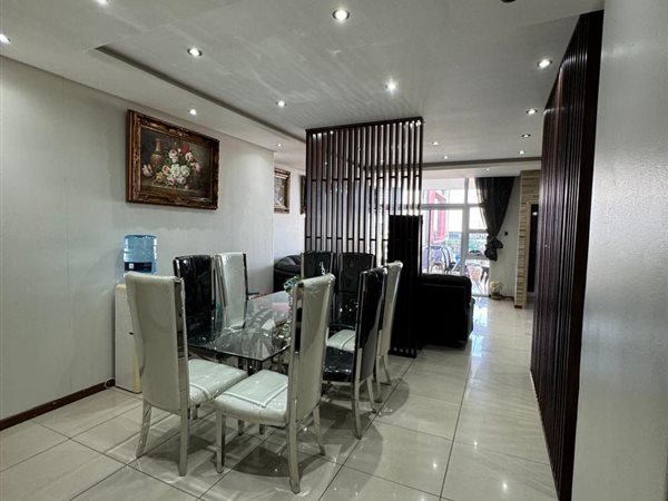 4 Bed Apartment