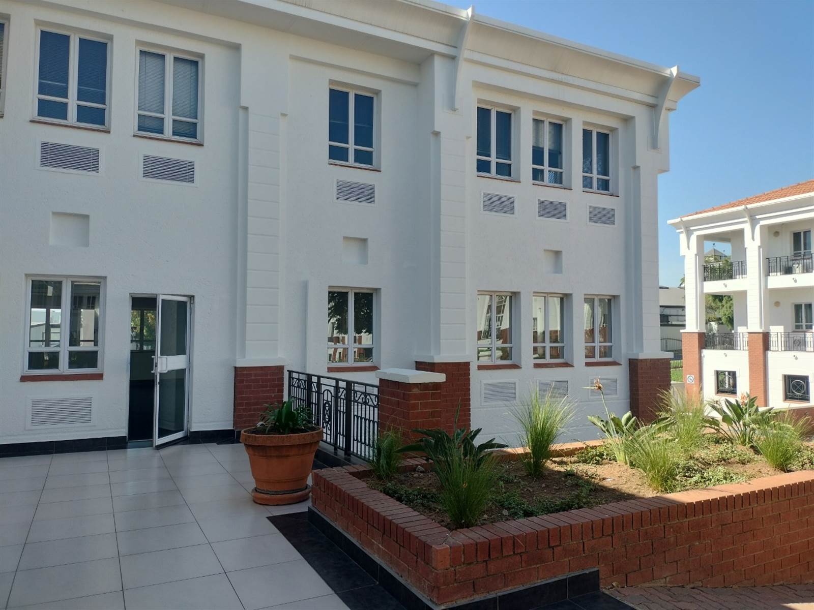 162  m² Commercial space in Bryanston photo number 11