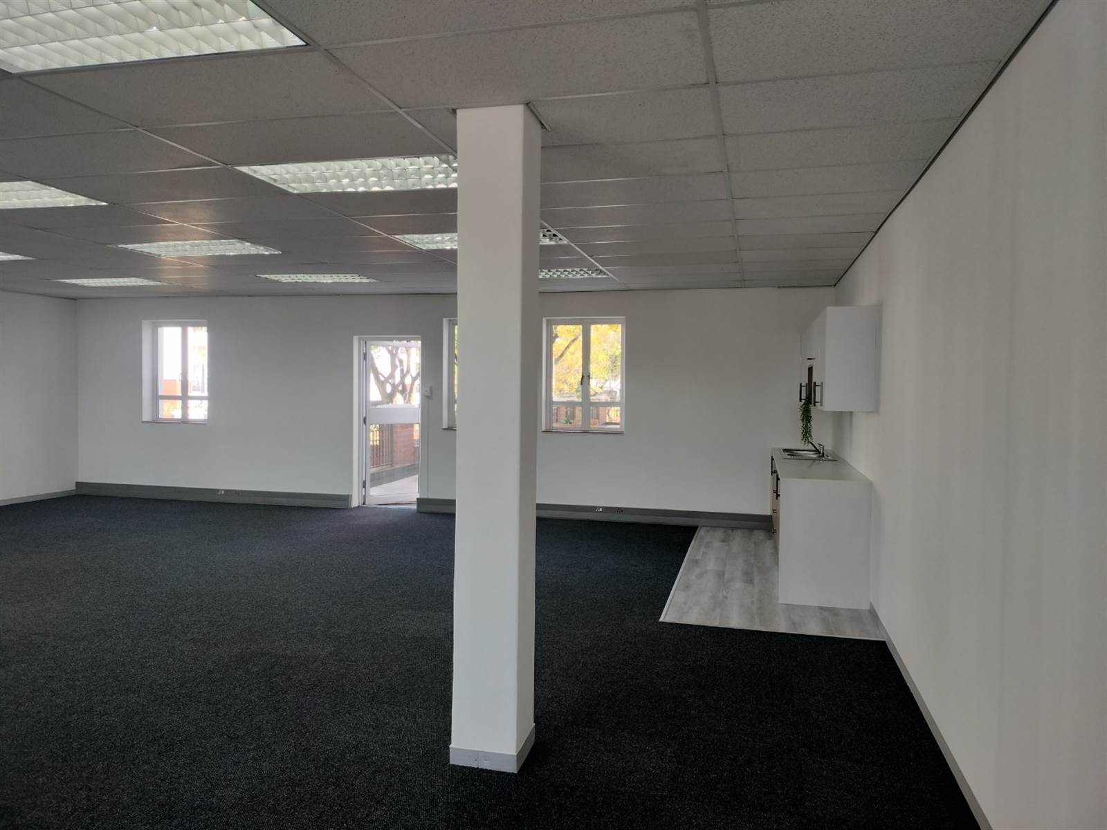 162  m² Commercial space in Bryanston photo number 7