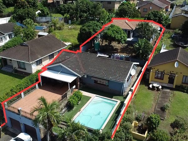 6 Bedroom House 6 Bedroom House