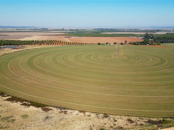 225.5 ha Farm 225.5 ha Farm