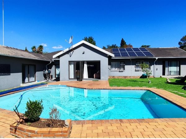 3 Bedroom House 3 Bedroom House
