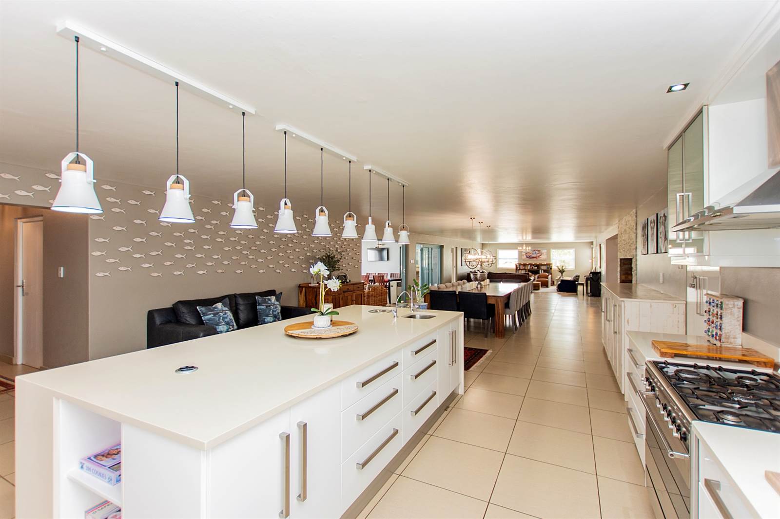 6 Bed House in Jacobsbaai photo number 11