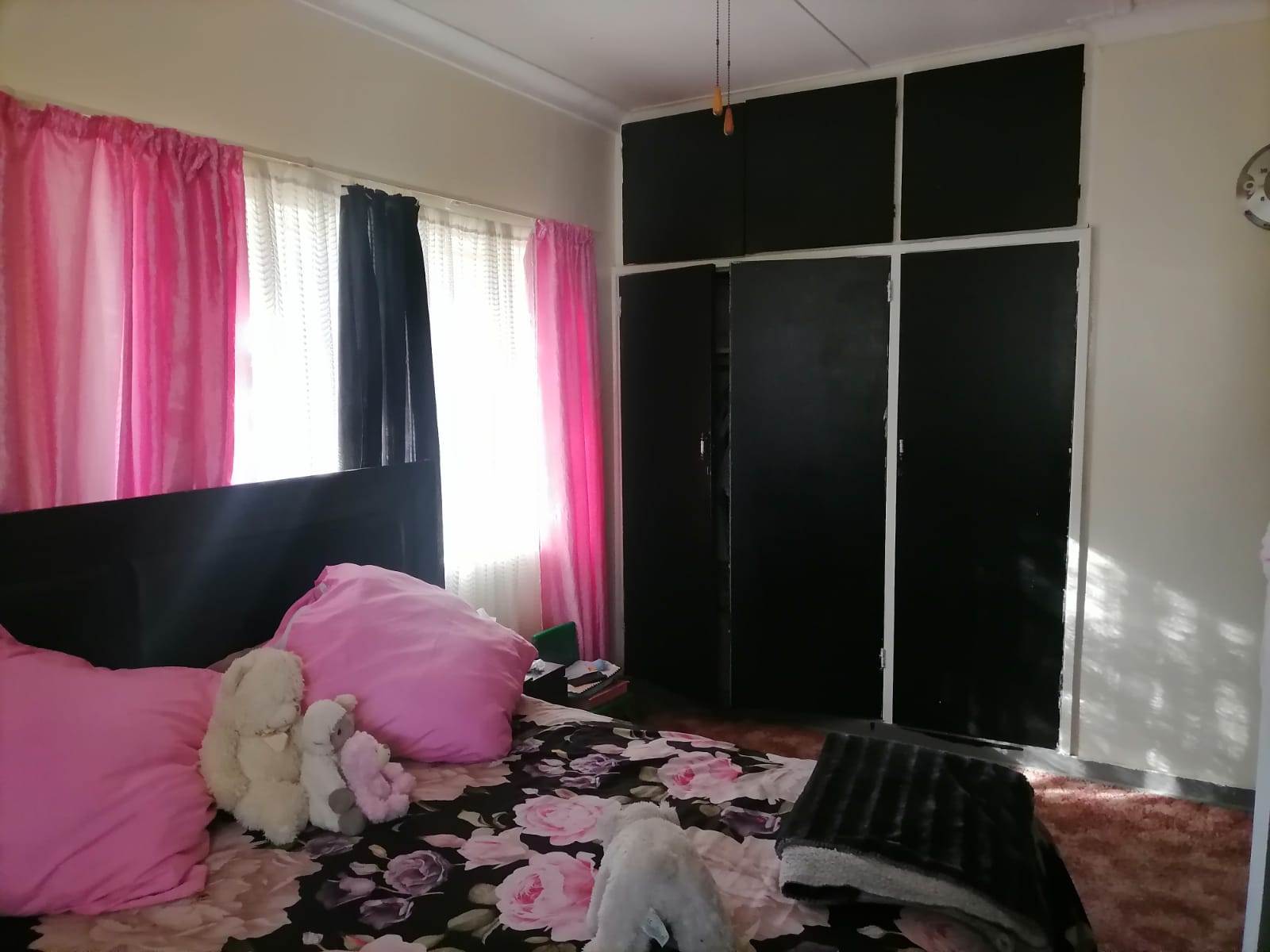 3 Bed House in Stilfontein photo number 14