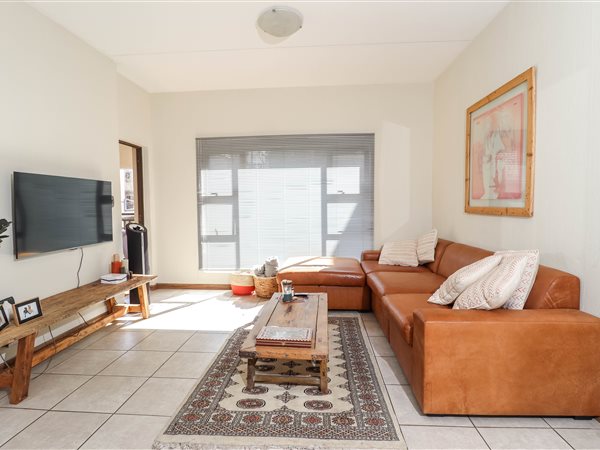 2 Bed Apartment in Parkwood