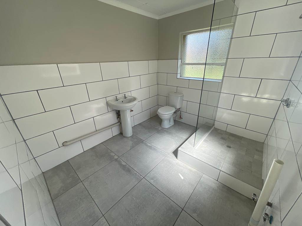 5 Bed House in Waverley photo number 26