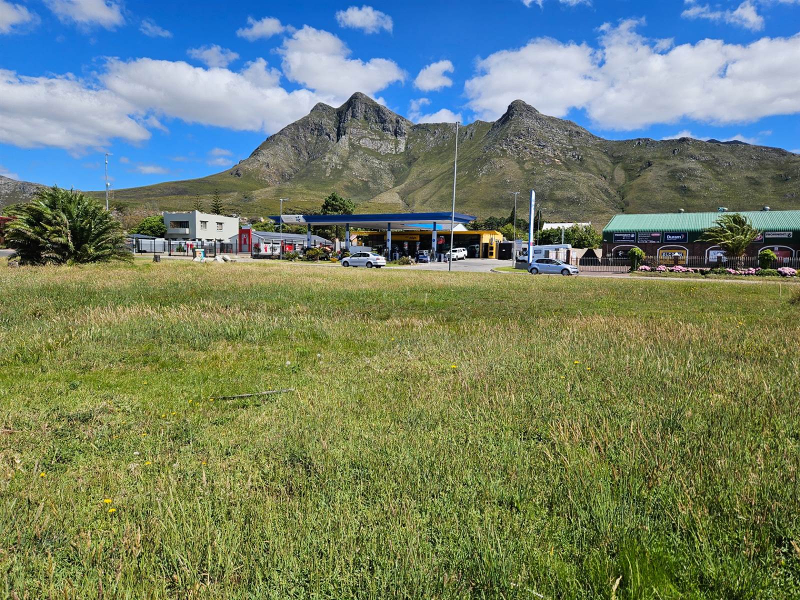 1785 m² Land available in Kleinmond photo number 1