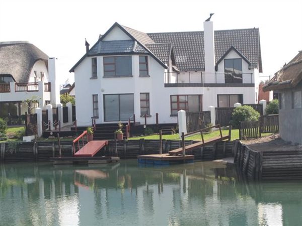 4 Bed House in St Francis Bay Canals