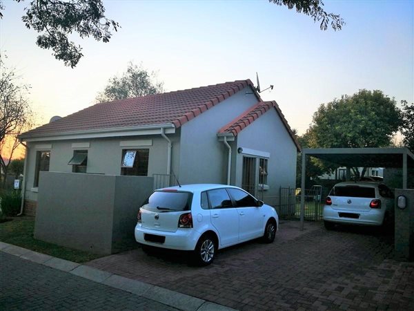 2 Bedroom House 2 Bedroom House