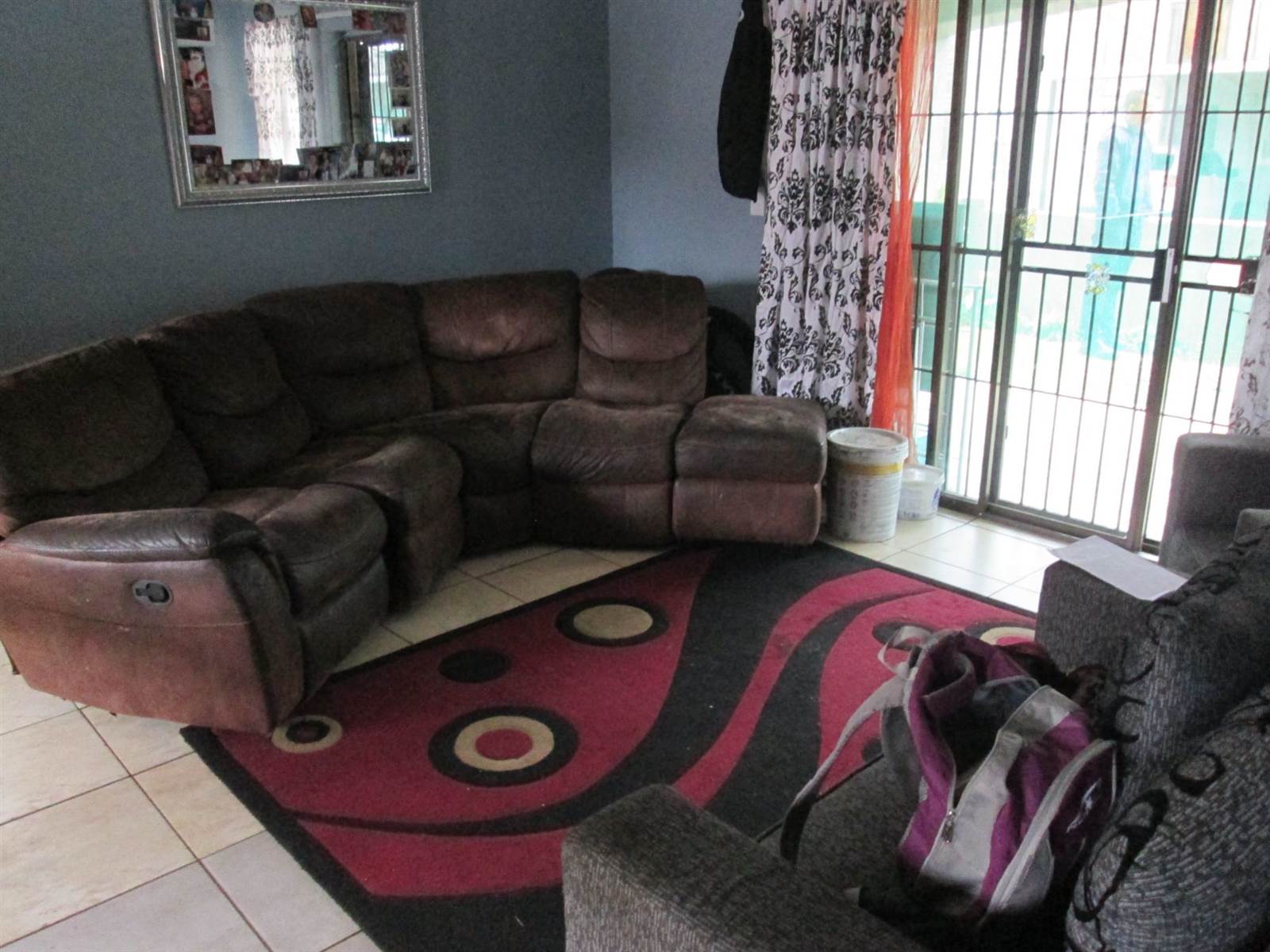 2 Bed Townhouse in Brenthurst photo number 7
