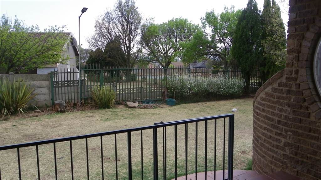 3 Bed House in Harrismith photo number 30