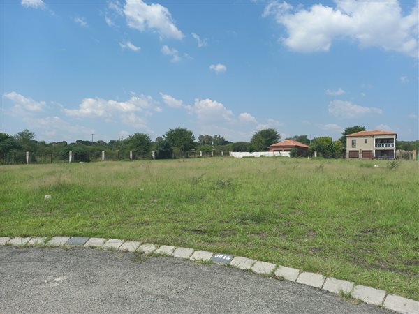 584 m² Land available in Brits Central