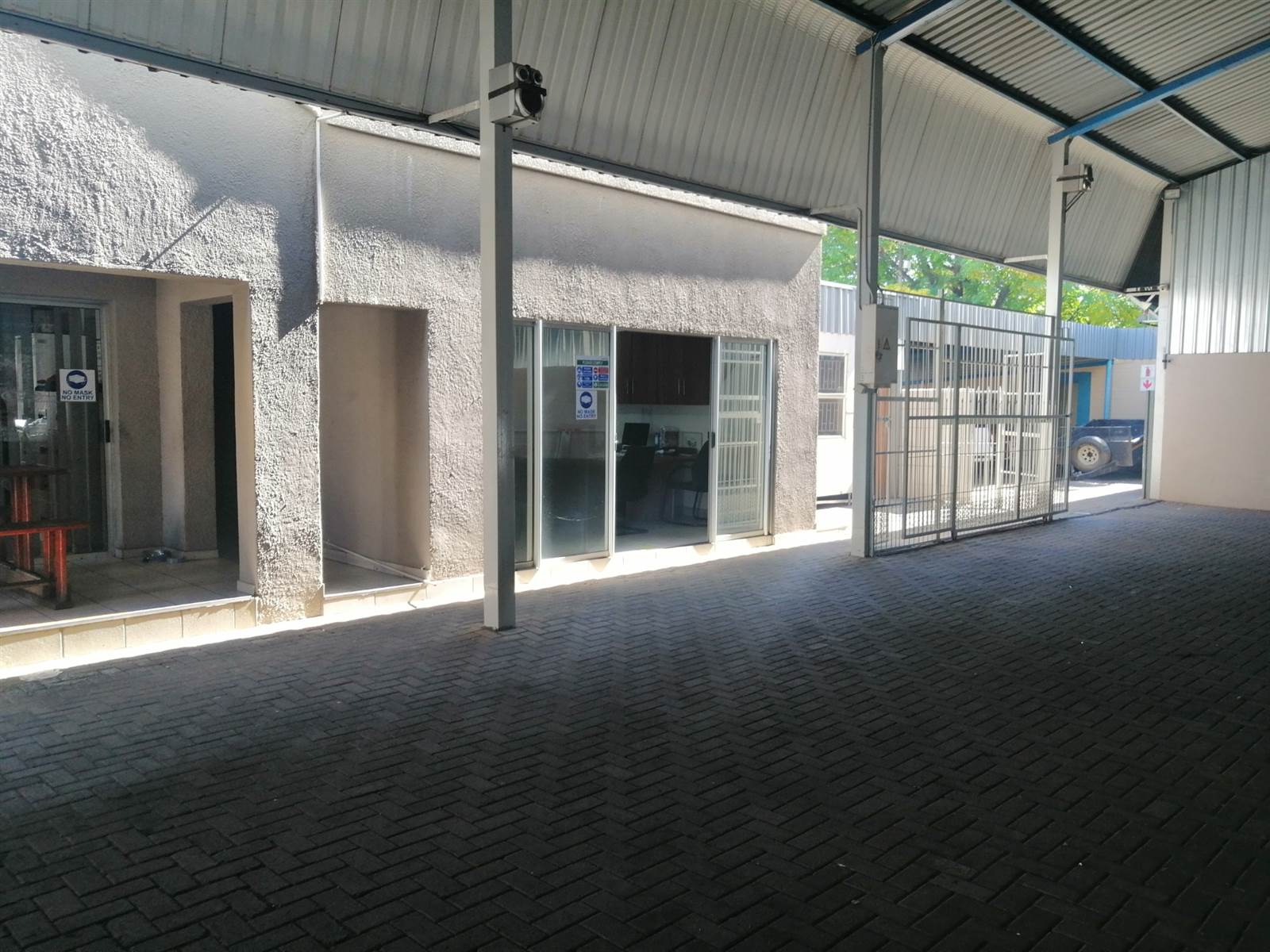 Retail space in Klerksdorp photo number 8
