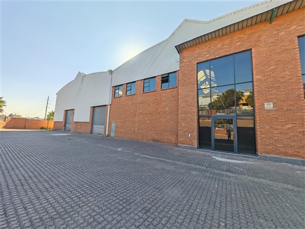 1669  m² Industrial space in Ormonde