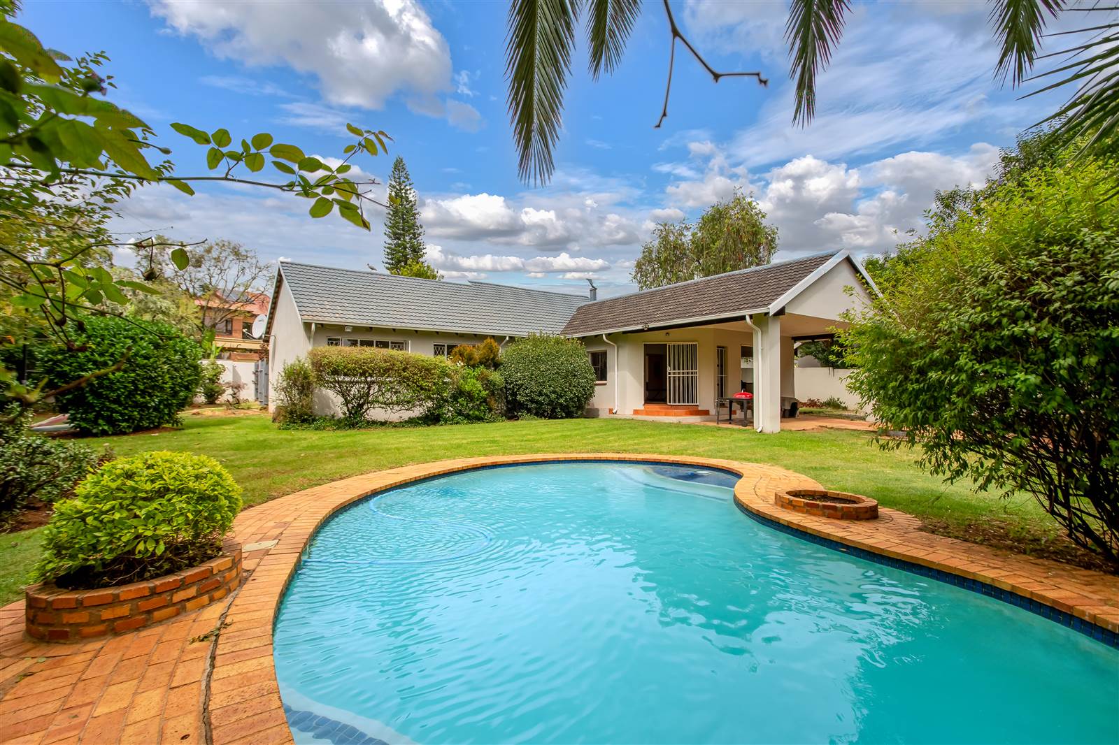 4 Bed House in Randpark Ridge photo number 1