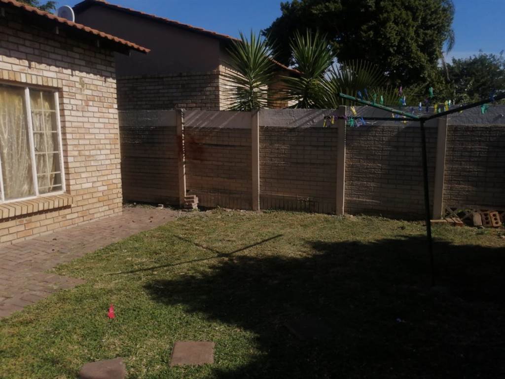3 Bed House in Waterval East photo number 22